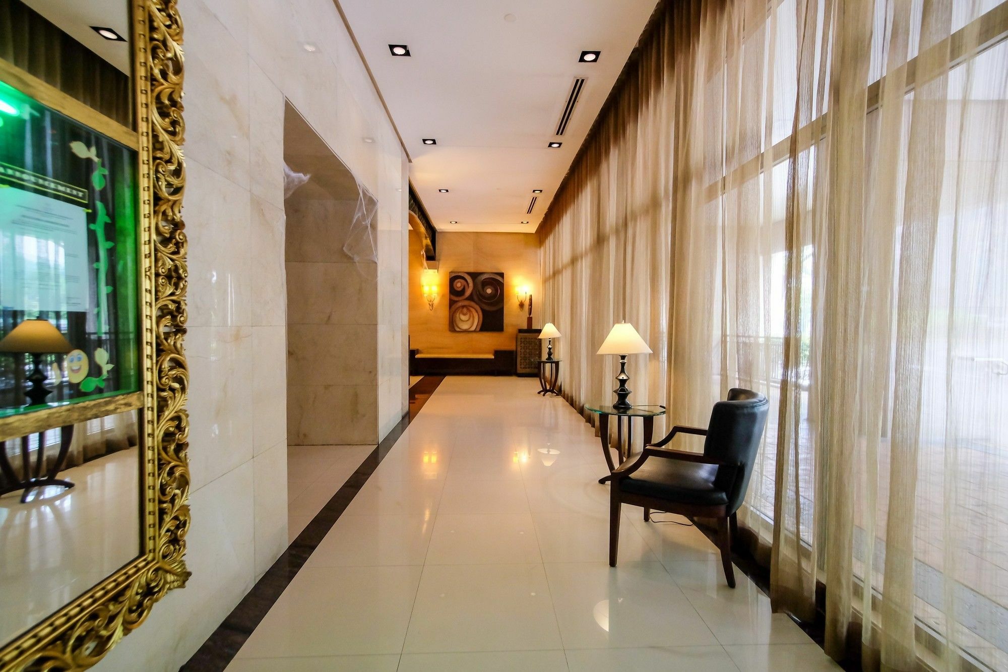 Zen Home Forbeswood Parklane Bgc Тагиг Экстерьер фото